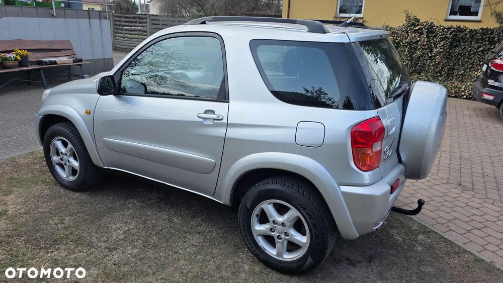 Toyota RAV4 4x4 Sol - 23