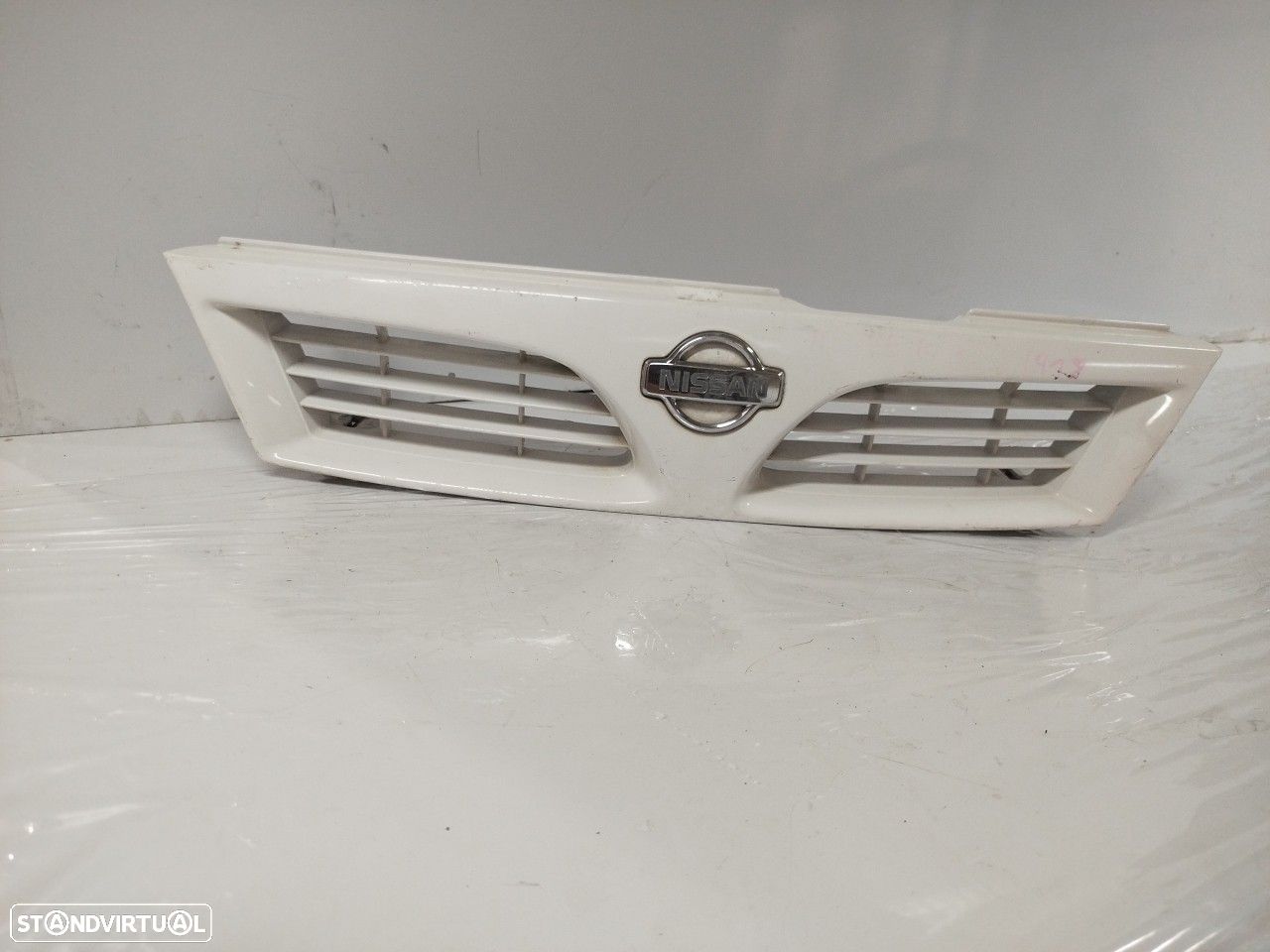 Grelha Da Frente Nissan Almera I Hatchback (N15) - 1