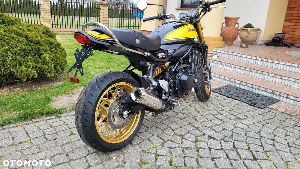 Kawasaki Z 900 RS - 5