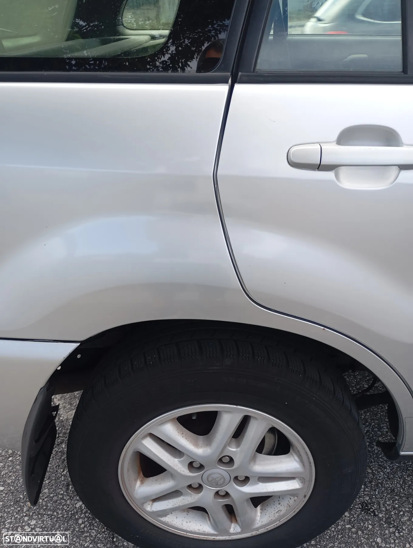 Toyota RAV4 - 4