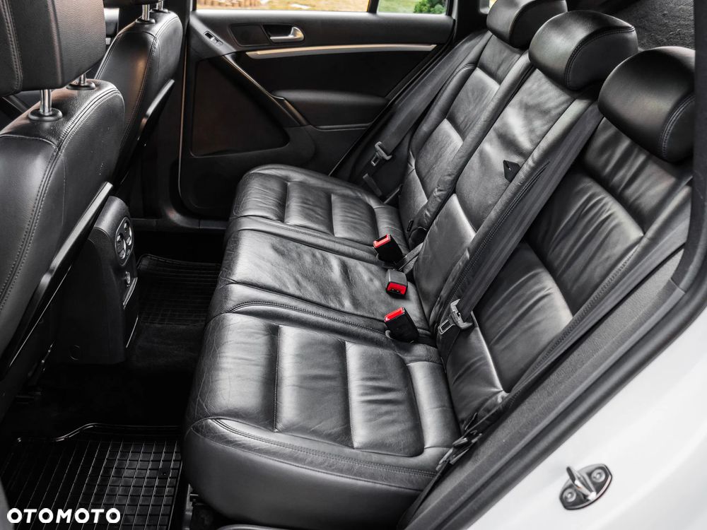 Volkswagen Tiguan - 15