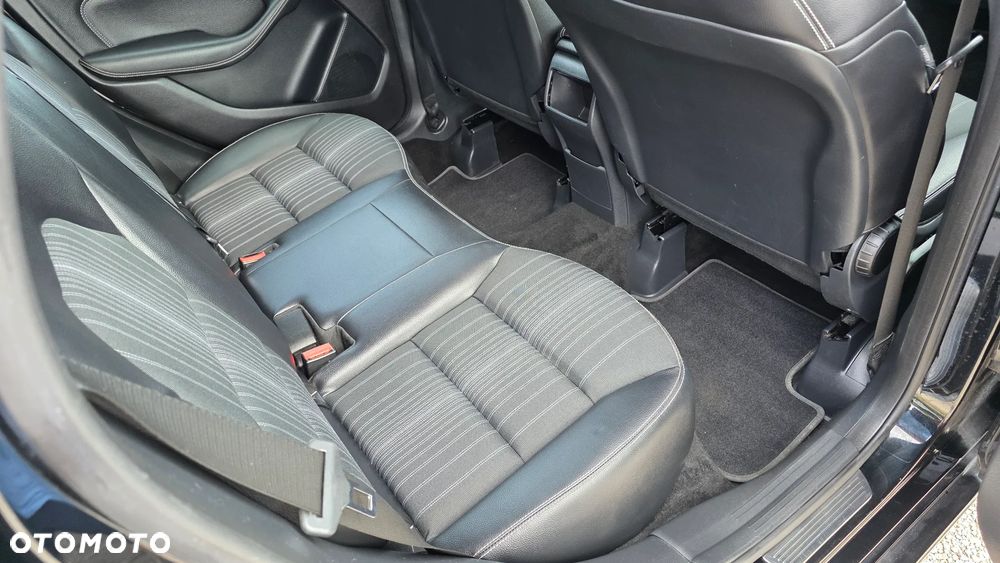 Mercedes-Benz Klasa B 180 BlueEFFICIENCY Edition 1 - 24