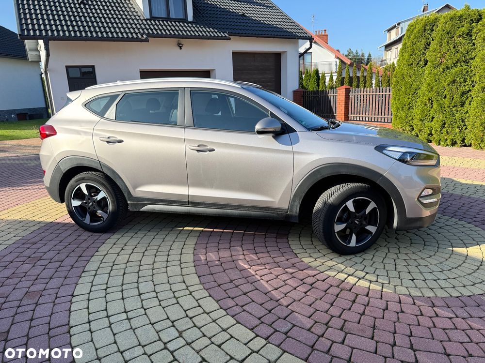 Hyundai Tucson 1.6 GDi 2WD Trend - 33