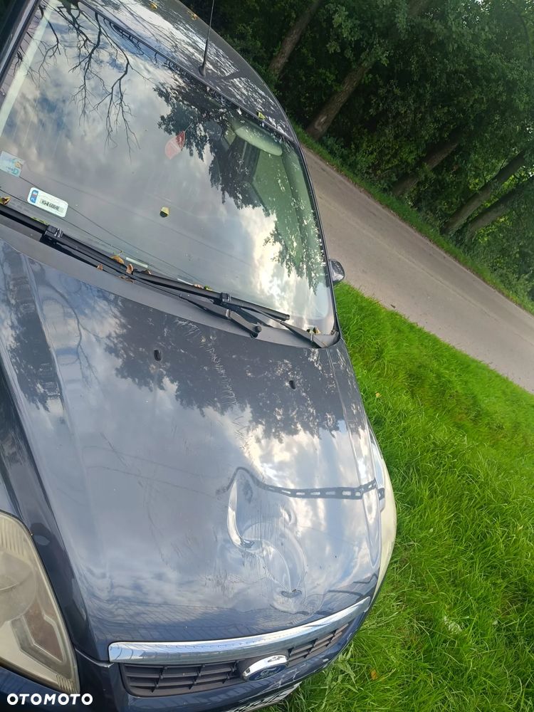Ford Focus 1.6 Ambiente - 4