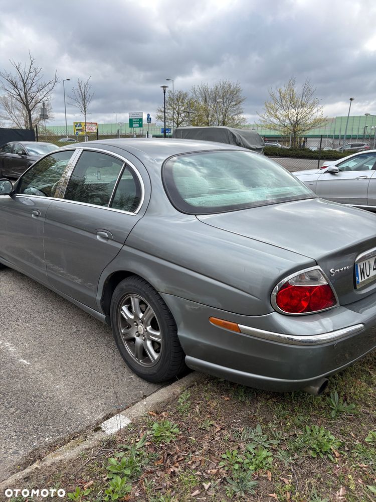 Jaguar S-Type - 4