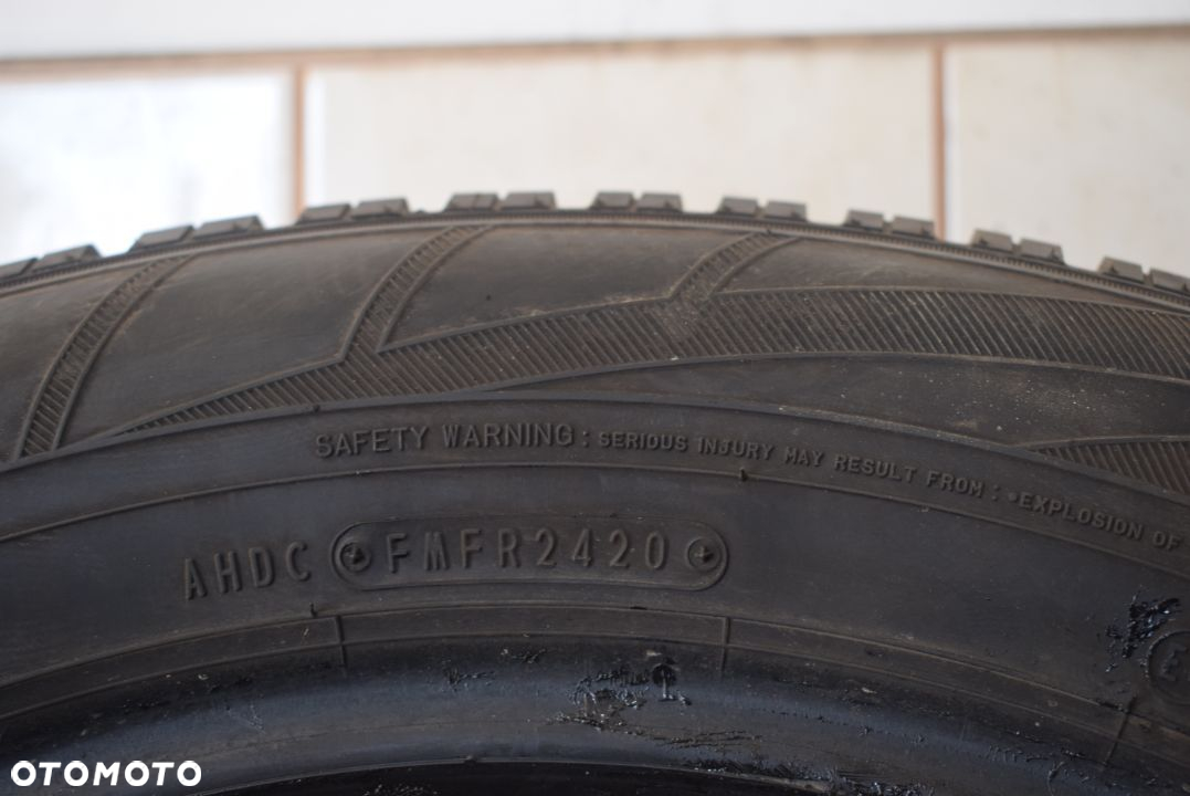R18 235/60 Falken Eurowinter HS01 SUV Wysyłka gratis! - 6