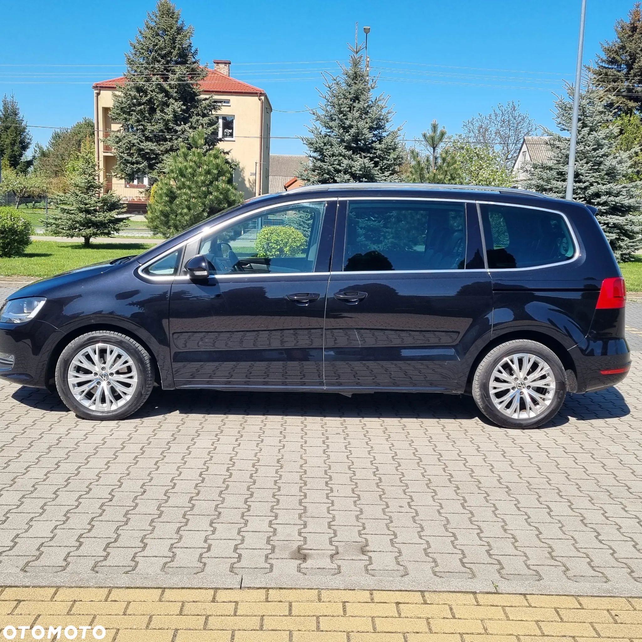 Volkswagen Sharan 2.0 TDI Comfortline DSG - 3