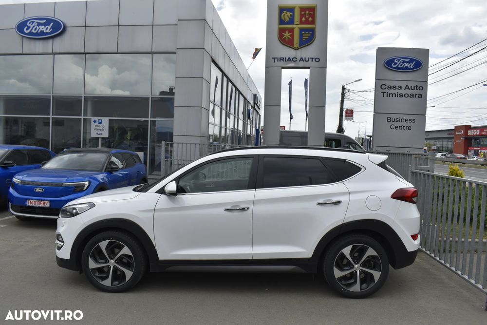Hyundai Tucson 2.0 CRDI 4WD 6AT Luxury Pack+ - 9