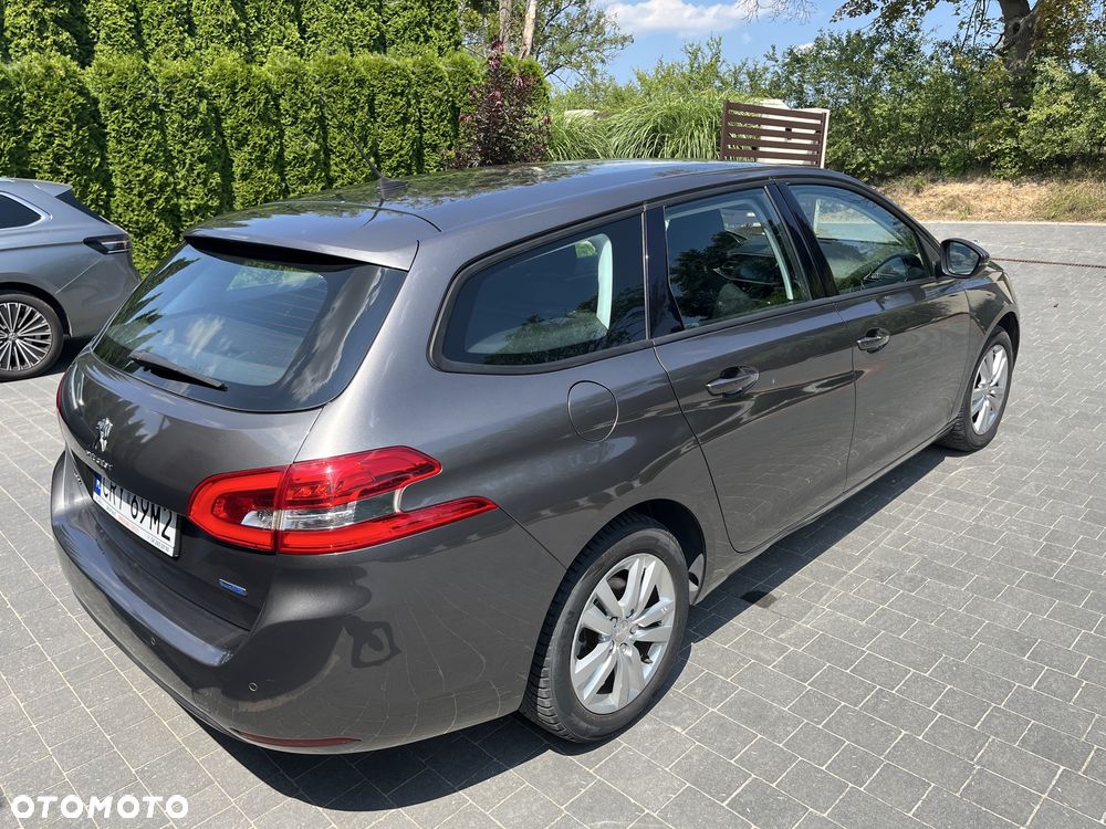 Peugeot 308 2016 photo 3