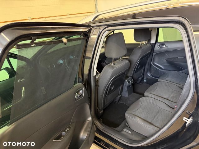 Peugeot 308 1.6 Premium - 21