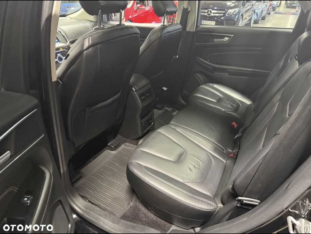 Ford Edge - 12