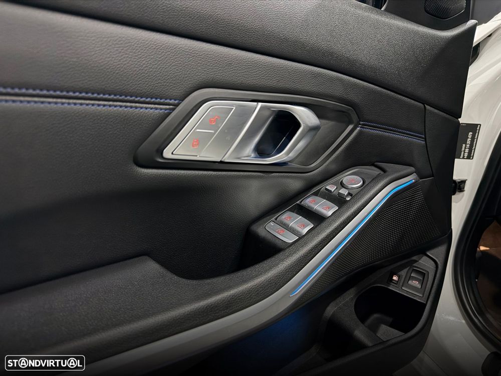 BMW 330 e Pack M Auto - 16