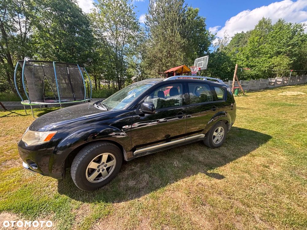 Mitsubishi Outlander 2.0 DID Intense - 3
