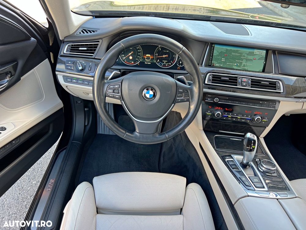 BMW Seria 7 750Ld xDrive Blue Performance Edition Exclusive - 13