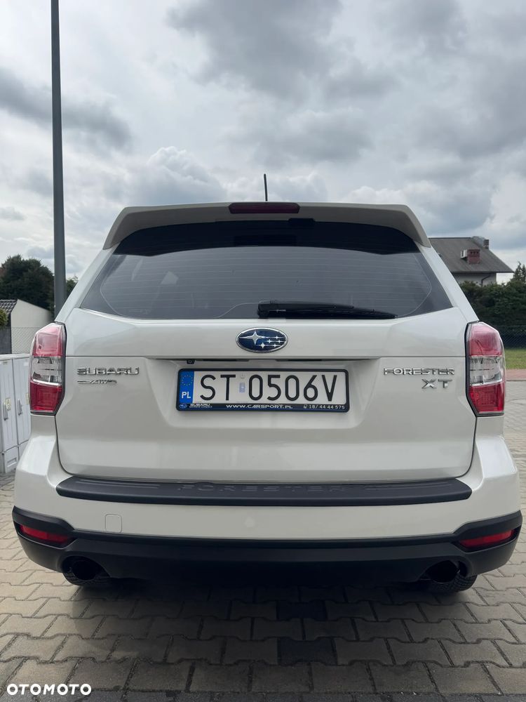 Subaru Forester 2.0XT Comfort Lineartronic - 13