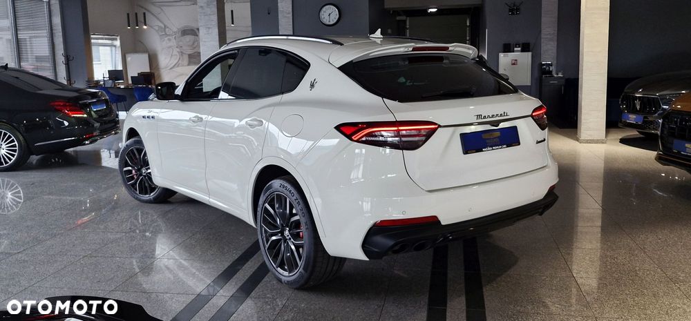 Maserati Levante - 2