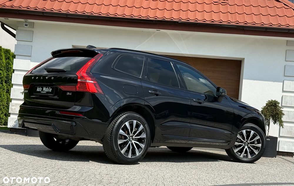 Volvo XC 60 B4 D Plus Dark - 7