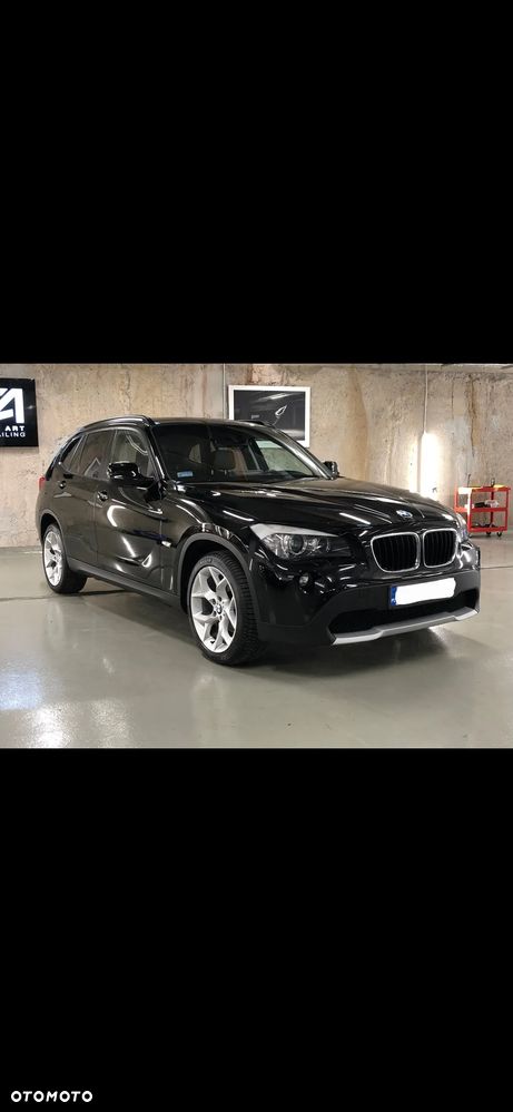 BMW X1 sDrive20i - 1