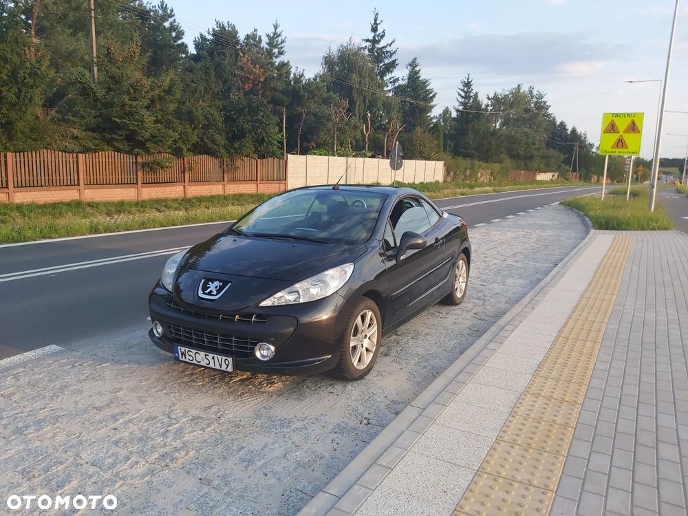 Peugeot 207 CC - 1
