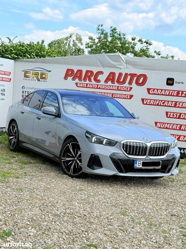 BMW Seria 5 520d xDrive Aut. - 34