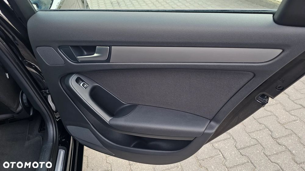 Audi A4 Limousine 2.0 TDI DPF multitronic S line Sportpaket (plus) - 32