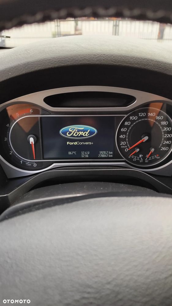 Ford S-Max 2.0 TDCi Titanium - 11