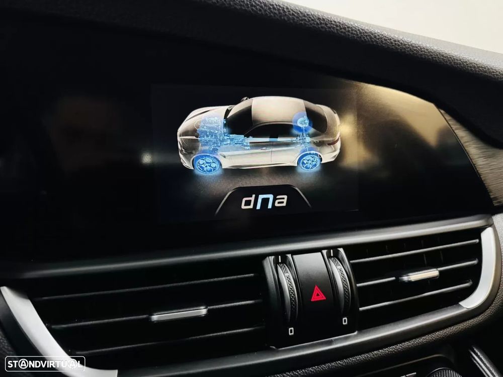 Alfa Romeo Giulia 2.2 D Super - 42