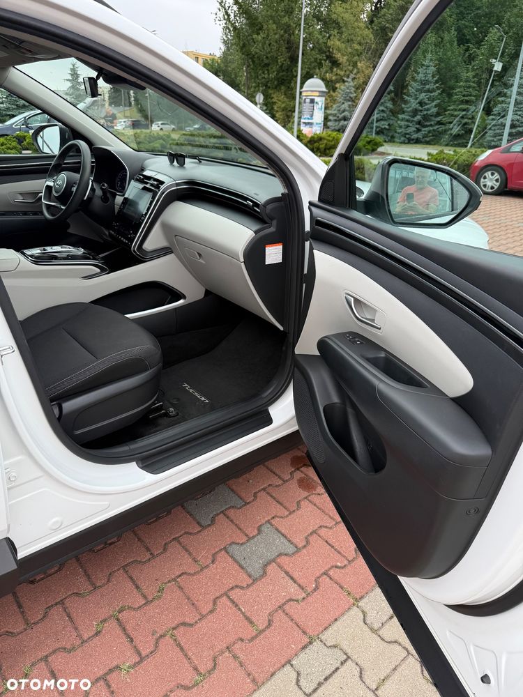 Hyundai Tucson 1.6 T-GDi HEV Executive 4WD - 14