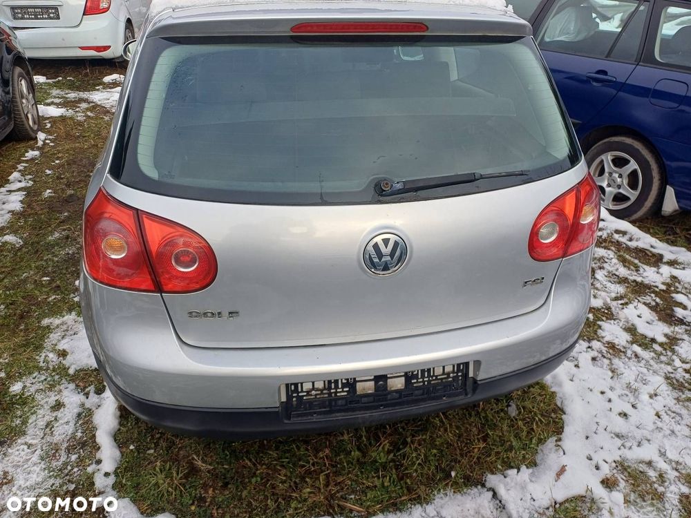KOMPLETNY TYŁ VOLKSWAGEN GOLF V LA7Q - 1