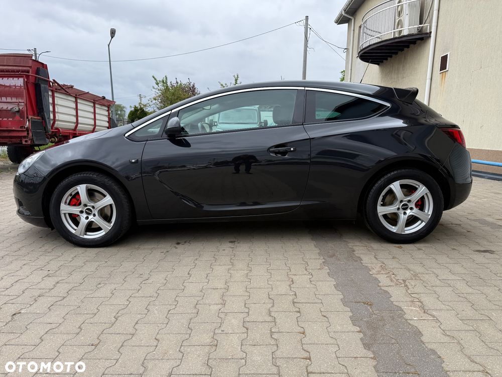 Opel Astra 1.6 Turbo Edition - 10