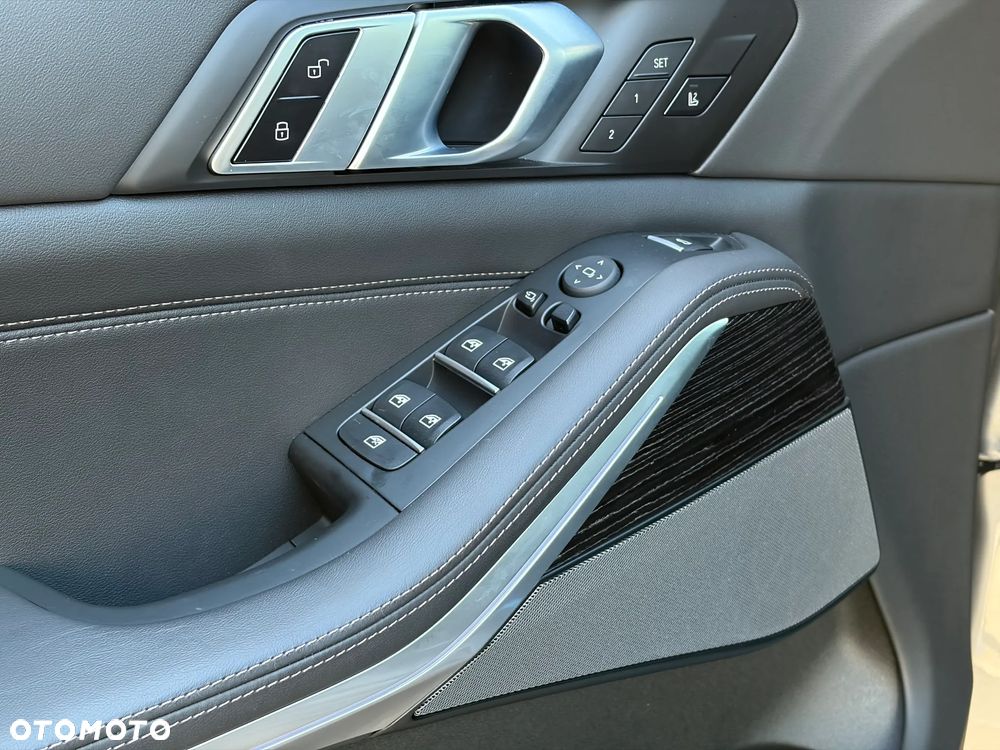 BMW X5 xDrive30d mHEV sport - 17