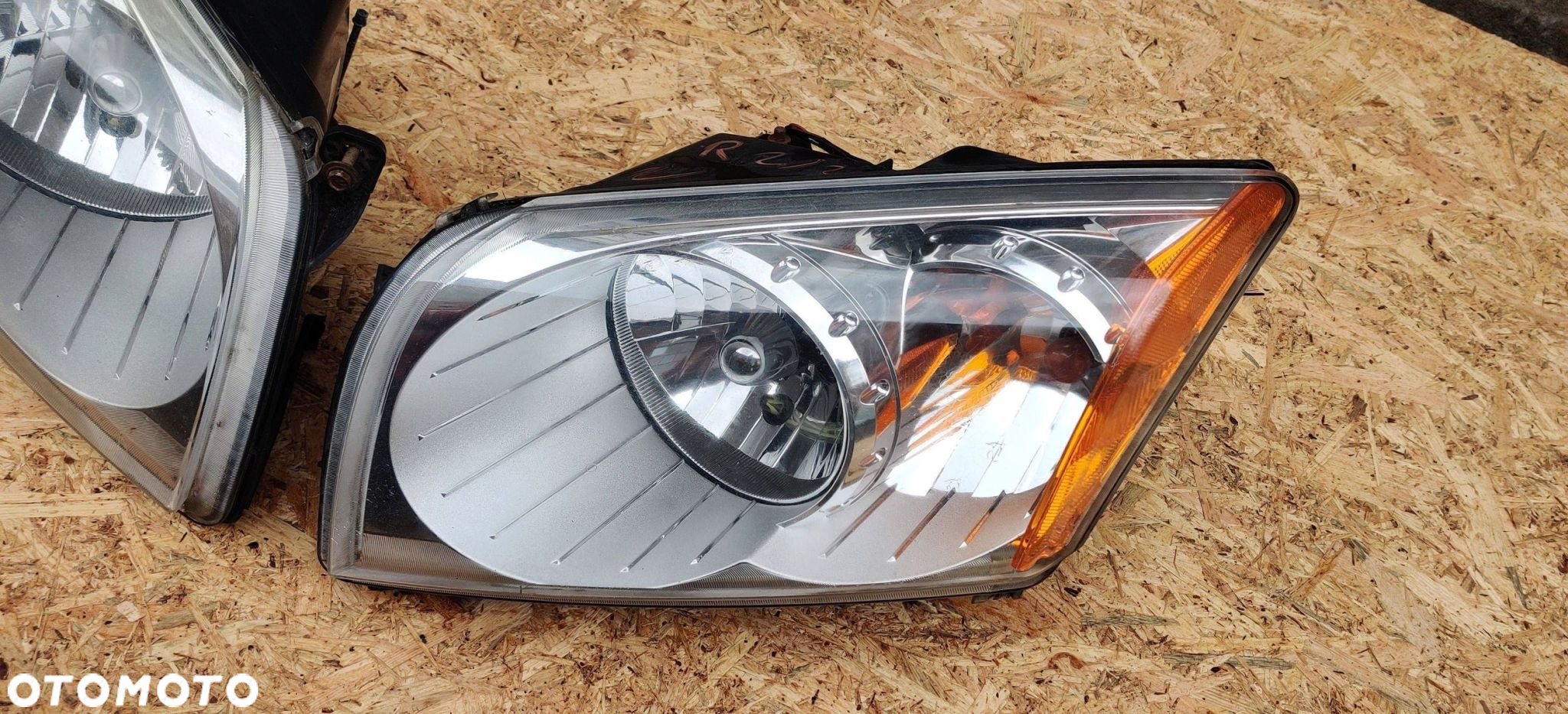 Dodge Caliber 2006 Lampa przednia LEWA PRAWA REFLEKTOR PRZÓD PRAWY LEWY - 2
