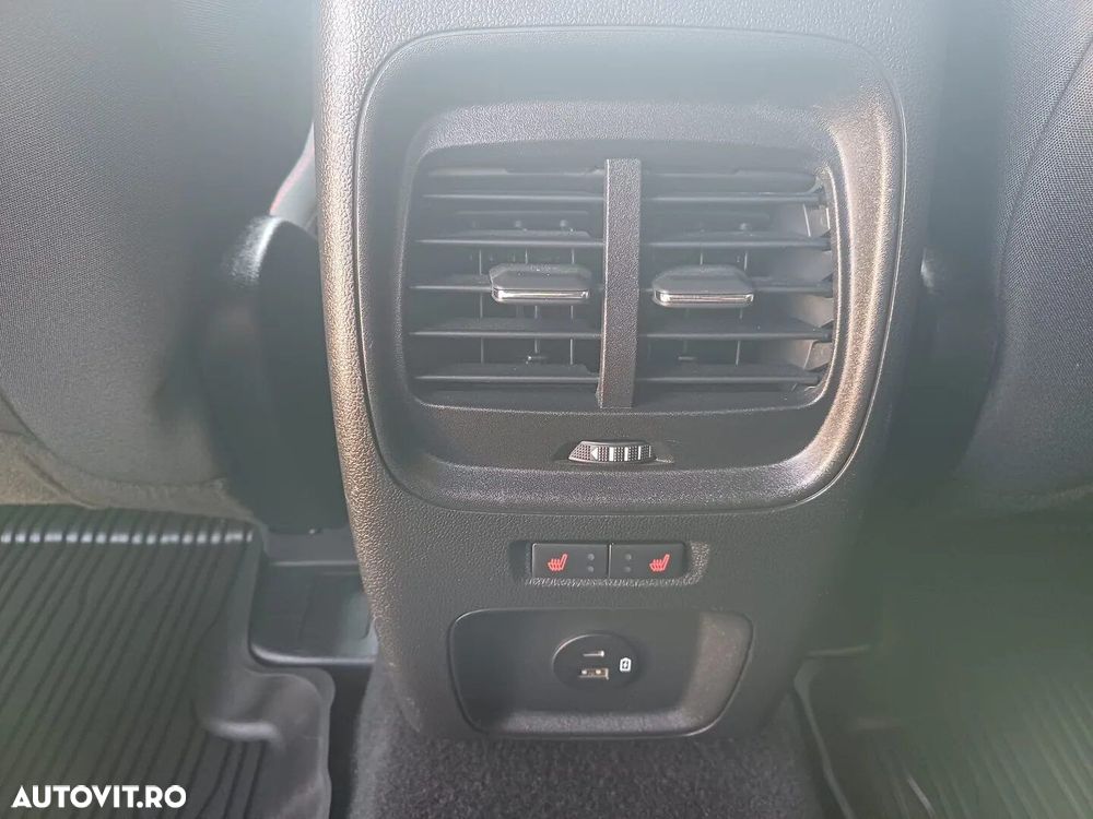 Ford Kuga 2.5 Duratec FHEV AWD ST Line - 11