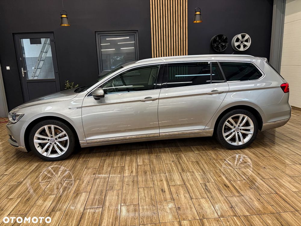 Volkswagen Passat - 13