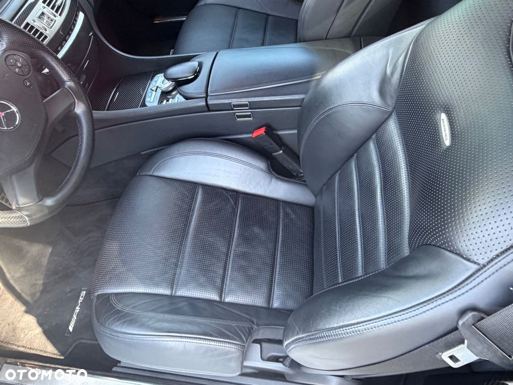 Mercedes-Benz CL 63 AMG 7G-TRONIC - 22
