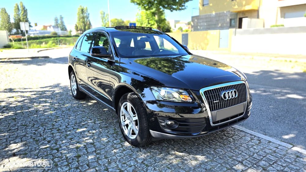 Audi Q5 2010 photo 2