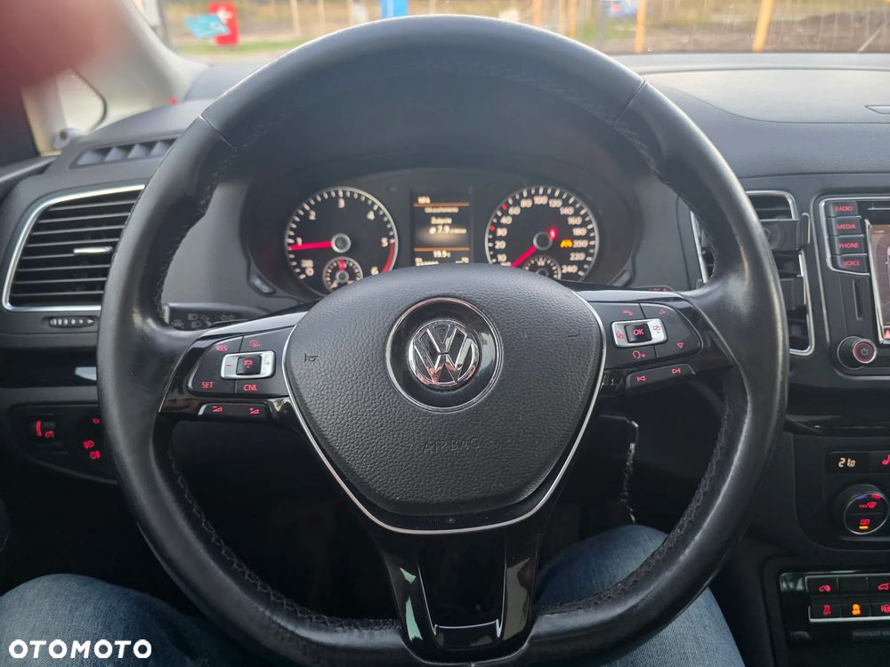 Volkswagen Sharan 2.0 TDI BMT Highline DSG - 18
