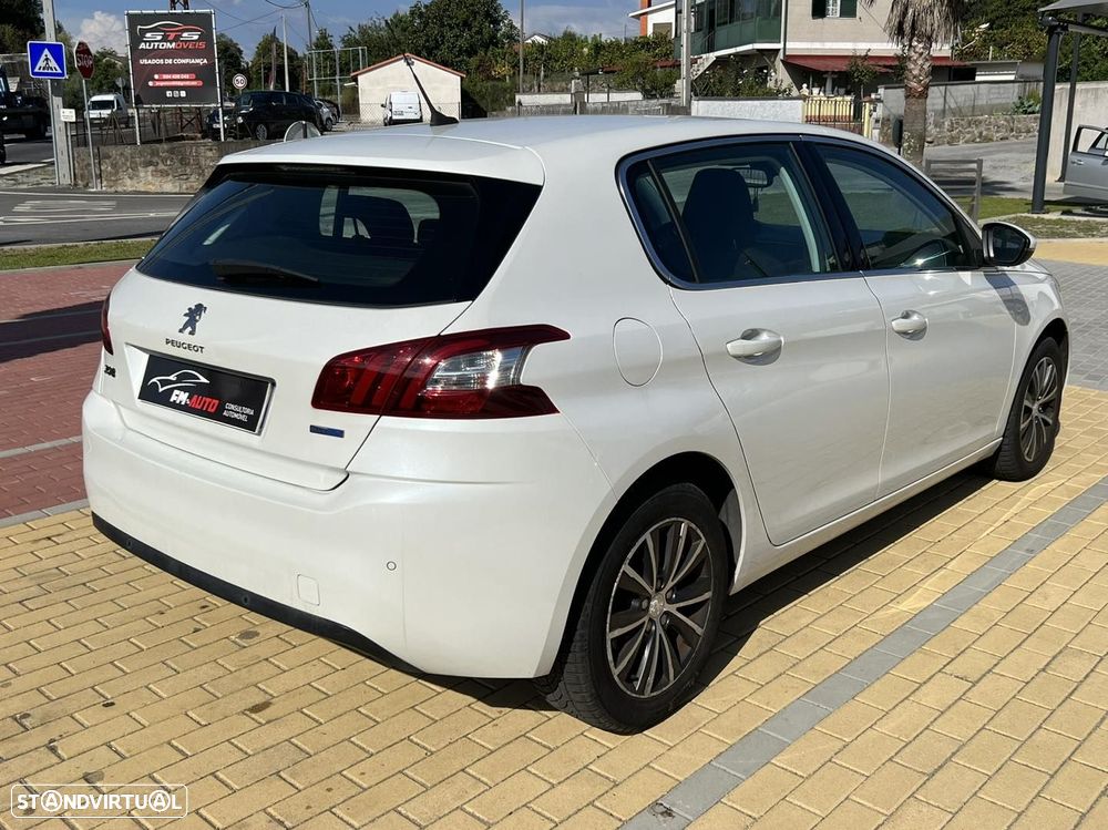 Peugeot 308 - 5