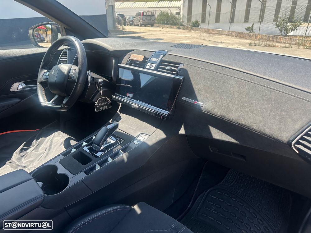 DS DS7 Crossback E-Tense Performance Line EAT8 - 4