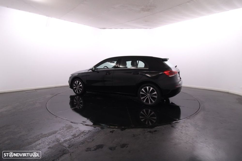 Mercedes-Benz A 250 e Style Plus - 4