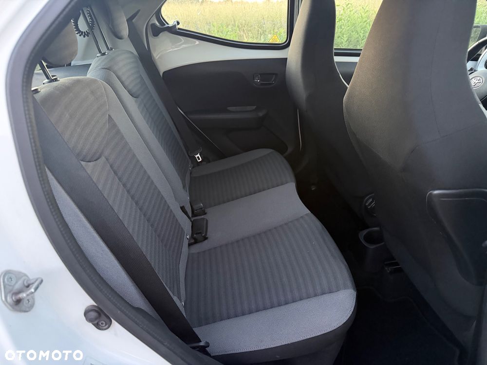 Toyota Aygo - 14