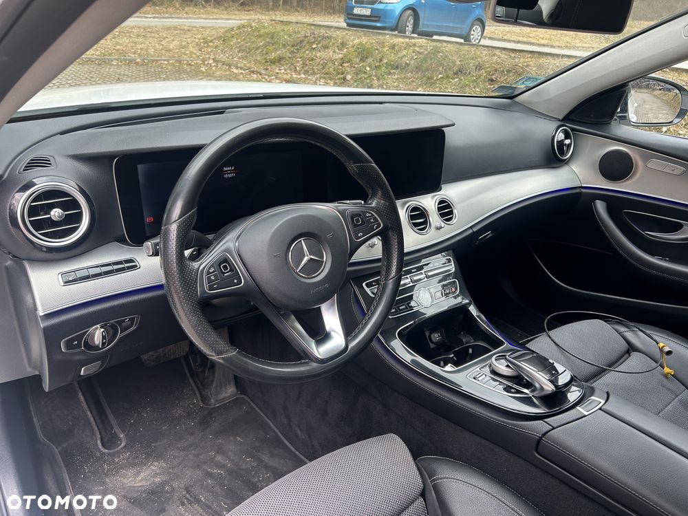 Mercedes-Benz Klasa E 220 d 9G-TRONIC - 7