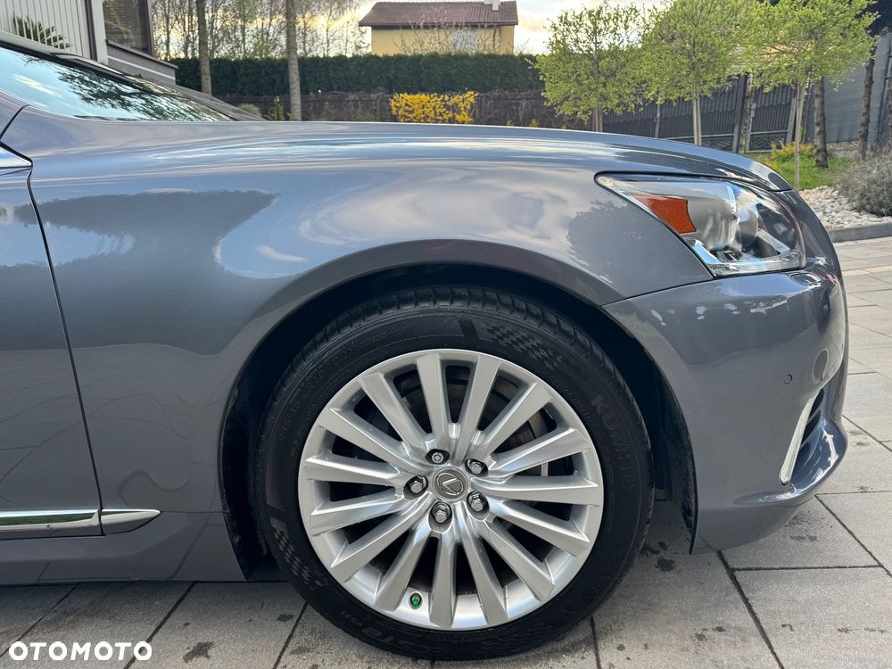 Lexus LS 460 Elite - 11