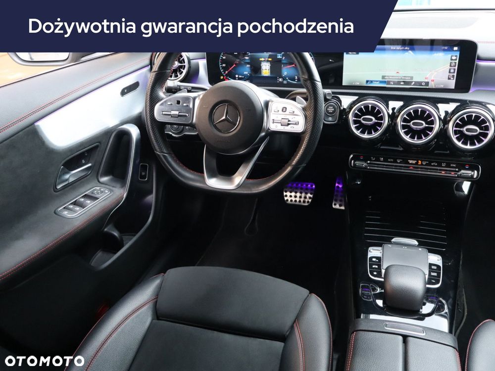 Mercedes-Benz CLA - 9
