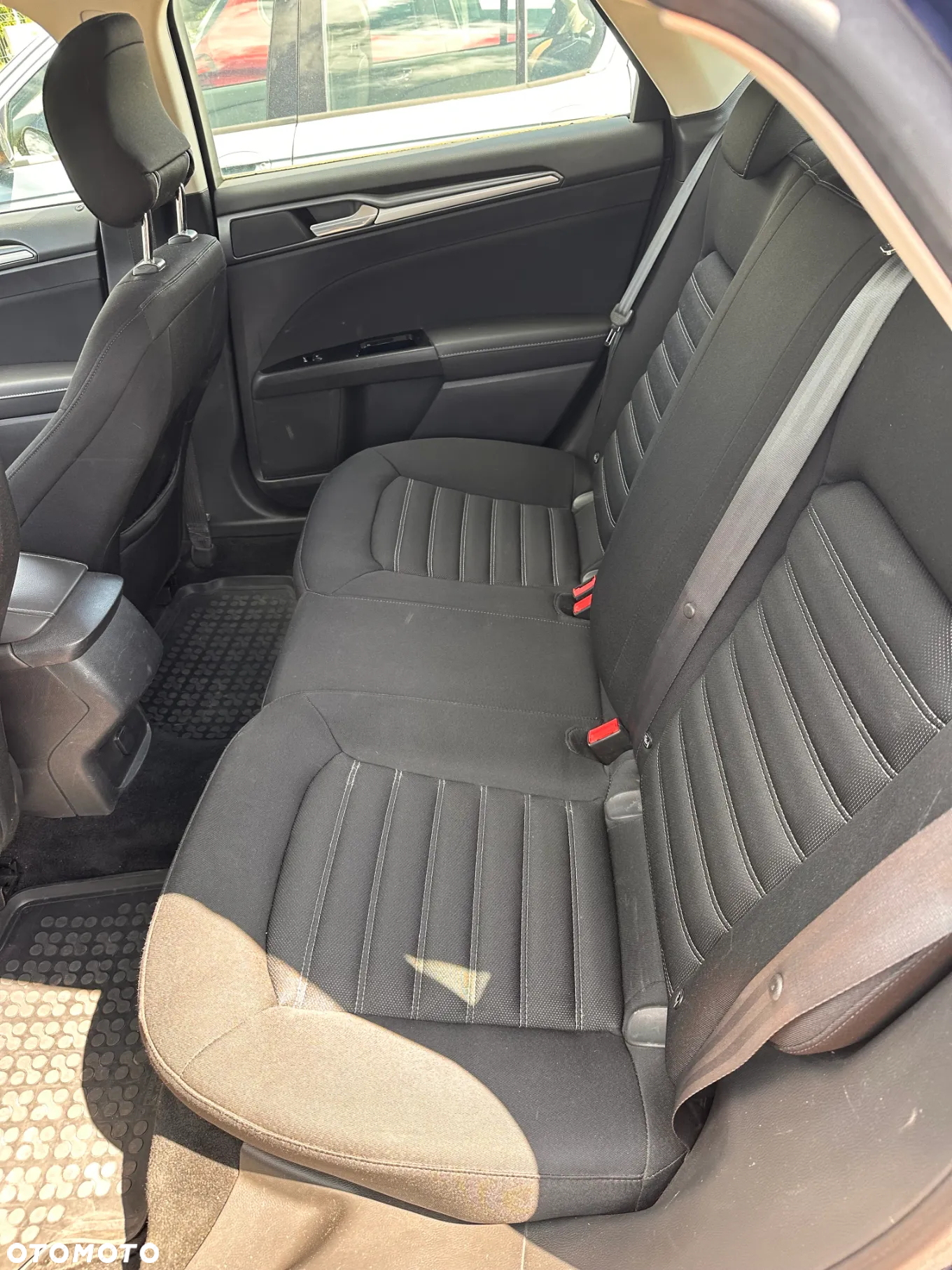 Ford Mondeo - 12