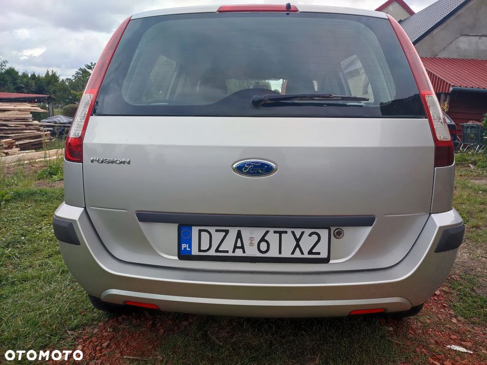 Ford Fusion 1.25 Ambiente - 9