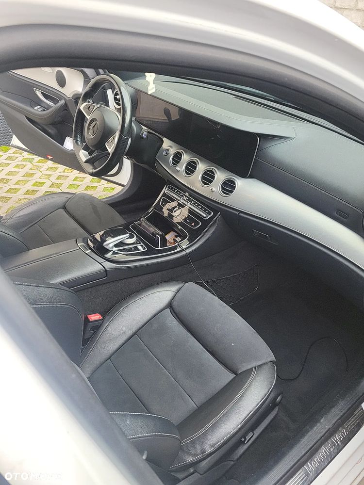 Mercedes-Benz Klasa E 200 9G-TRONIC - 6