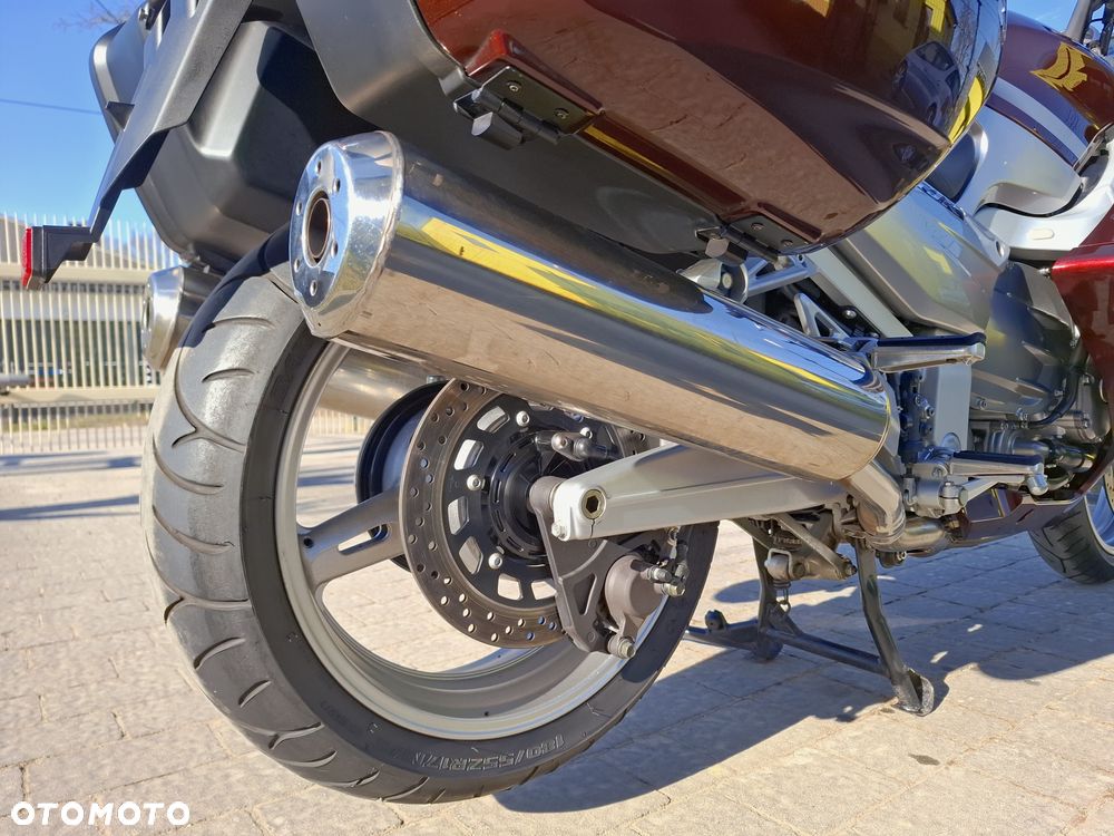 Yamaha FJR - 13