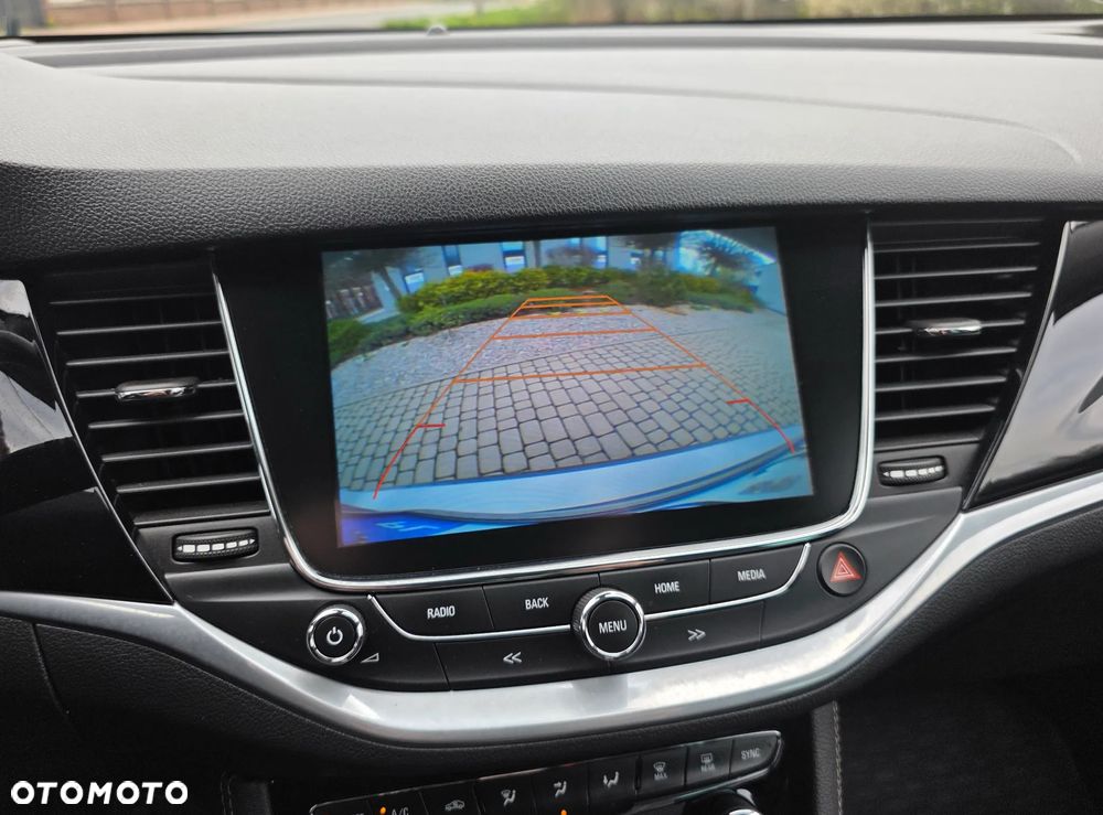 Opel Astra 1.4 Turbo Innovation - 37