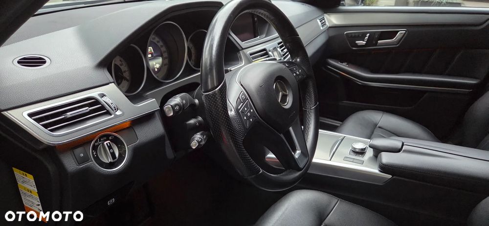 Mercedes-Benz Klasa E 300 4-Matic Avantgarde - 36